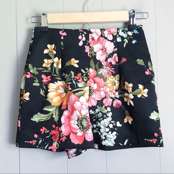 LEITH Black Floral Printed Retro Pin Up High Waisted Shorts Size XXS - Picture 7 of 9